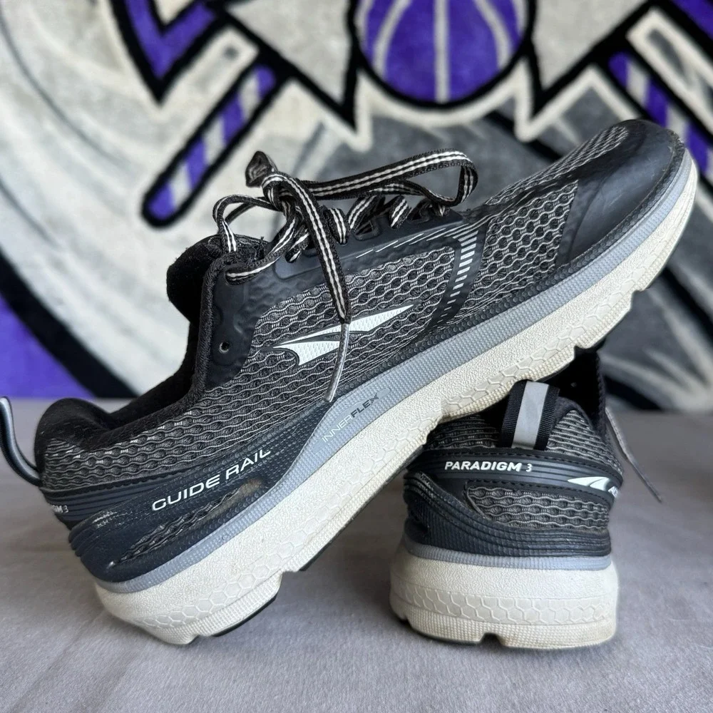 Altra paradigm sneakers